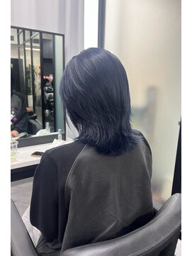 リア 大阪梅田(Ria) ～ネイビーブルー～　【Ria 大阪 梅田】