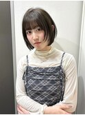 オリーブベージュ　レイヤーボブ　赤み消しカラー　　前髪カット