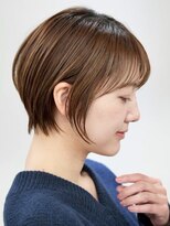 表参道白髪ぼかしウルフショートカットベージュアッシュ30代40代