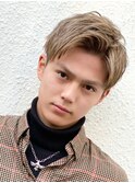 アップバングツーブロックダブルカラーブリーチメッシュ