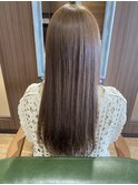 ミルクティーベージュ