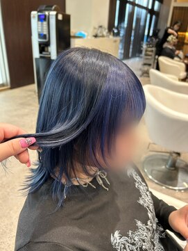 ベルフェミンミエル ブルーフェイスフレーミングカラー
