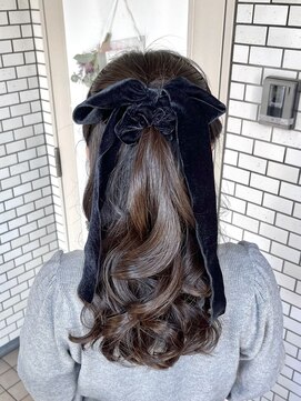 フェリーチェ(Felice) ハーフアップ ポニーテール ベロアリボン 参列ヘア イベントヘア