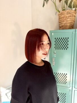 シアン 綱島店(CYAN) シンプルボブにエッジを！
