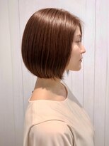ウォーターリリー 川西店(Water Lily) 40代50代60代の前下がりショートボブ