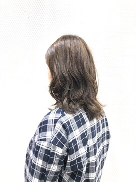 クオリス 上福岡店(QUALIS) 前上がりウルフレイヤー/ゆるふわ無造作/デジタルパーマ/小顔