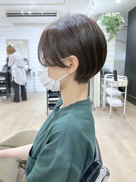 オウル(Owll) 【Owll】コンパクトなマッシュショート カワイイ丸み