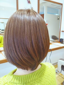 イチゴ 与野店(ICH GO) 大人カジュアルボブ×プラチナオリーブ