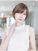 20代30代大人かわいい/斜めバング/シルキーベージュ/小顔/前髪