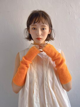 ムク 甲府(muku.) ミディアムヘア/斜めバング/グレージュカラー/甲府駅