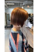 明るめベージュ×bob