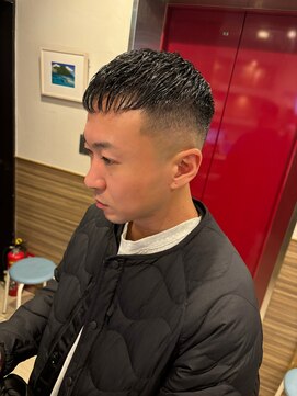 銀座マツナガ 神田店 クロップスキンフェードアイロンパーマショートメンズワイルド