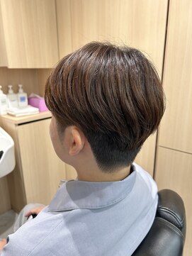 リバティシェアバーバー 銀座(LIBERTY SHARE BARBER) ナチュラルセンターパートマッシュ