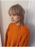 ケアブリーチハイトーンベージュカラーカーリーウルフヘア