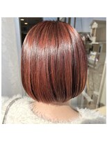 ピアリ オカモト(Peri okamoto)&nbsp;ビビットなオレンジカラーのボブ