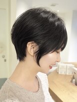 ローネス ギンザ(LONESS ginza)&nbsp;くびれショート/地毛風カラー/暗髪/耳かけショート/銀座/新橋