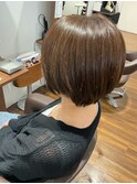 ショートボブ