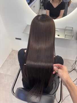 メルバイグラフ 梅田(mel by GRAFF) 【髪質改善】縮毛矯正/ロング/ミディアム／ボブ