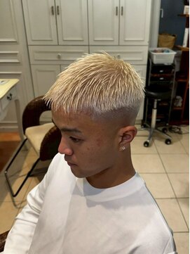 ヘアスタジオ アルス 御池店(hair Studio A.R.S) ツーブロックマッシュベリーショート メンズ波巻きパーマ短髮