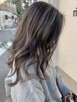 リヴゴーシュ(rive gauche)&nbsp;【62.ハイライト】ショートカット・レイヤーカットも人気