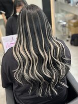 ラピス 福岡天神店(Lapis)&nbsp;学生必見/ブリーチ・黒染め不要！エクステでハイライトスタイル