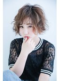 外国人風ゆる巻きショートヘア