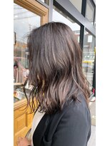 クルニエ(crenier)&nbsp;crenierで作るナチュラルグレージュ●