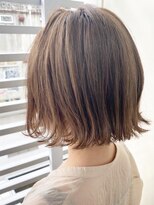 ジーナ 池袋(Zina)&nbsp;【Zina】イメチェン毛先パーマ耳かけ×フォギーベージュ