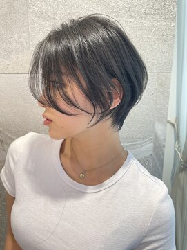 ジ オスカー(THE OSCAR) 横顔美人ショート