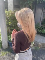 ペイジバイネオリーブ 吉祥寺店(Paige by Neolive) 抜きっぱなしホワイトブロンド