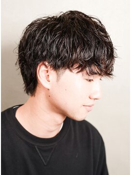 アルファ 新宿(alpha) フェザーパーマ/刈り上げセンターパート/サーフカール[新宿]