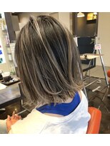 ルービックセカンド 和歌山(Rubik's 2nd)&nbsp;切りっぱなしボブ×ハイライトペールベージュ