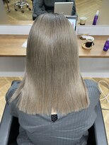 シカ 神戸三宮元町店(Cica)&nbsp;髪質改善 トリートメント 三宮 神戸美容室 艶髪 ストレート