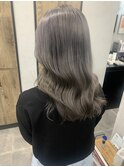 シルバーグレージュ/ブリーチ2回/ロングヘア