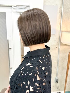 ノエ(noe) ミニボブ×透明感カラーY53