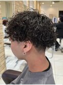 波巻きスパイラルパーマメンズマッシュパーマツイストパーマ