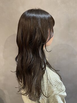アニュー(anew) 色気ロングヘア