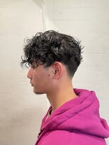 ビーバイエイトジェンツ(Bee by EIGHT GENTS)&nbsp;ニュアンスパーマ/スペインカール/スパイニキーショート