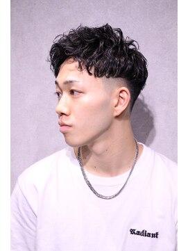 ロワジール 松戸店(Loisirs) スキンフェード×ニュアンスパーマ