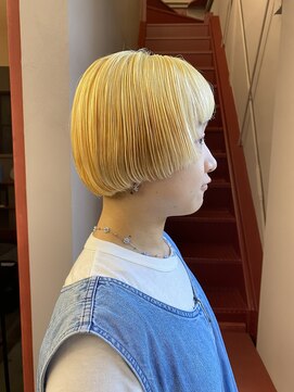 フェンヘアーアイス 中目黒(Fen.hair ici) 透明感抜群ダブルカラーブリーチ抜きっぱなし イエロー