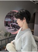 【刈谷】ウェットな質感で魅せる、大人の「暗髪ショートパーマ」