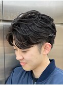 ナチュラルフェザーパーマのセンターパート◎