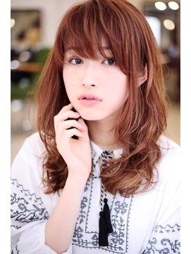 マリアバイアフロート(Maria by AFLOAT) 【重山】ひし形シルエットグレージュマッシュウルフセミディ♪