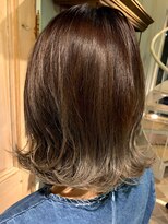 ベニヤボンドストリート(Beniya BOND STREET) ナチュラルグラデーション×鎖骨ミディアム