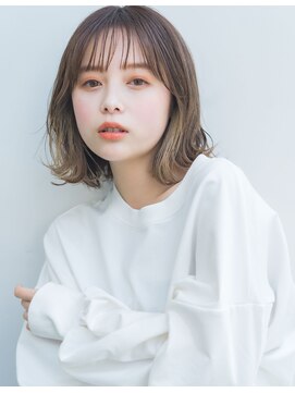 アンアミ オモテサンドウ(Un ami omotesando) 【Un ami】《増永剛大》 大人インナーカラー、外ハネボブパーマ