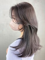 アイティーバイアルバム 藤沢店(IT by ALBUM)&nbsp;グレージュミディ_ペールベージュ外ハネボブ_ba385011