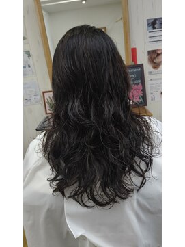 アミティ(Amity) 大人女子カールパーマ