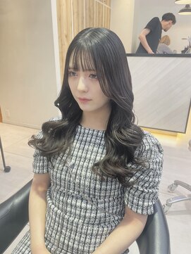 アピッシュ アオヤマ(apish AOYAMA) 韓国風パーマ[大きめ]