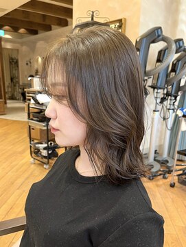 ビュートリアム265(BEAUTRIUM 265) 長めボブ ミディアムボブ 顔周りレイヤー シアーグレージュ 銀座