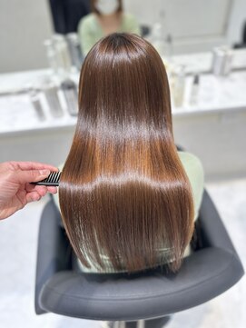 LAPISUTA 門前仲町 ストレートエステ【髪質改善美容院LAPISUTA門前仲町】